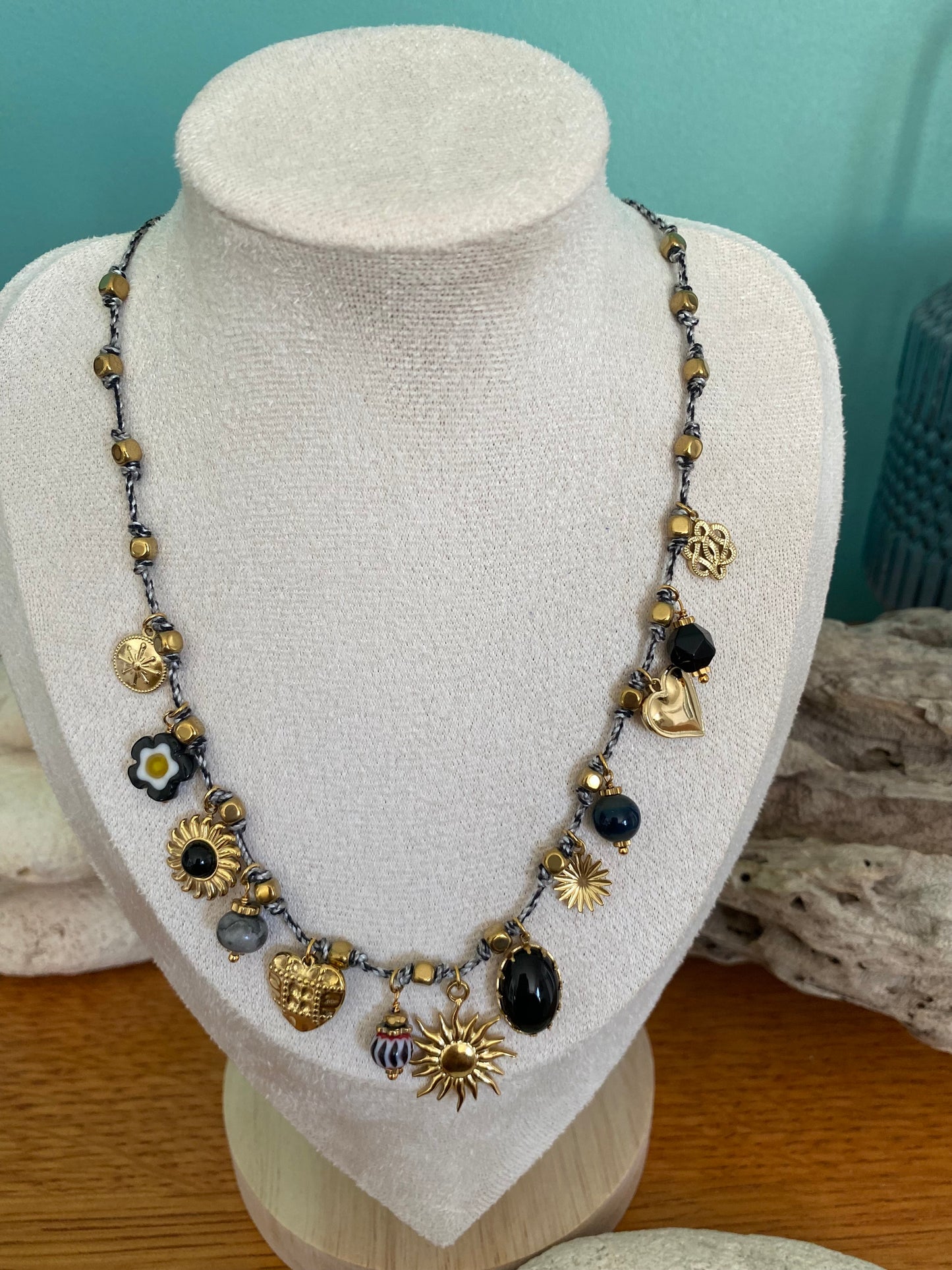 collier pampilles