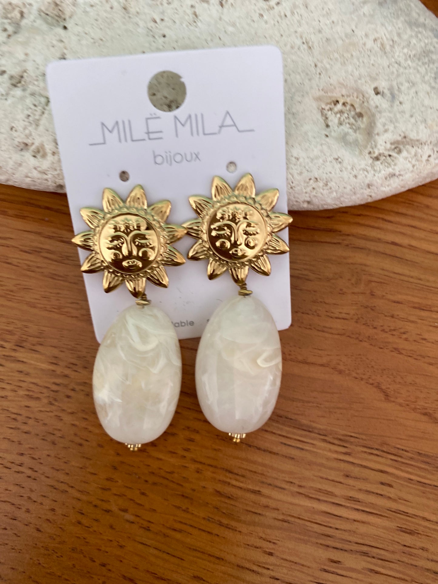 Boucles d’oreilles Camélia