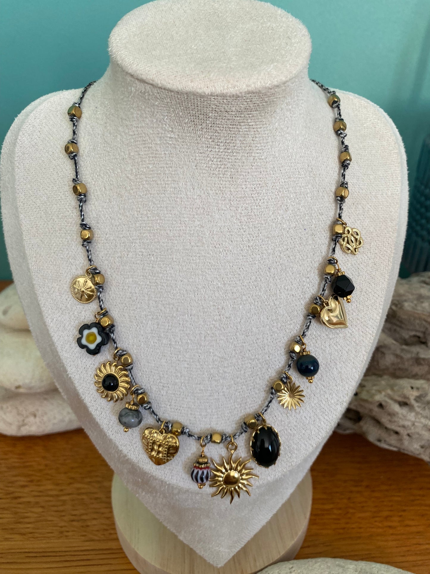 collier pampilles