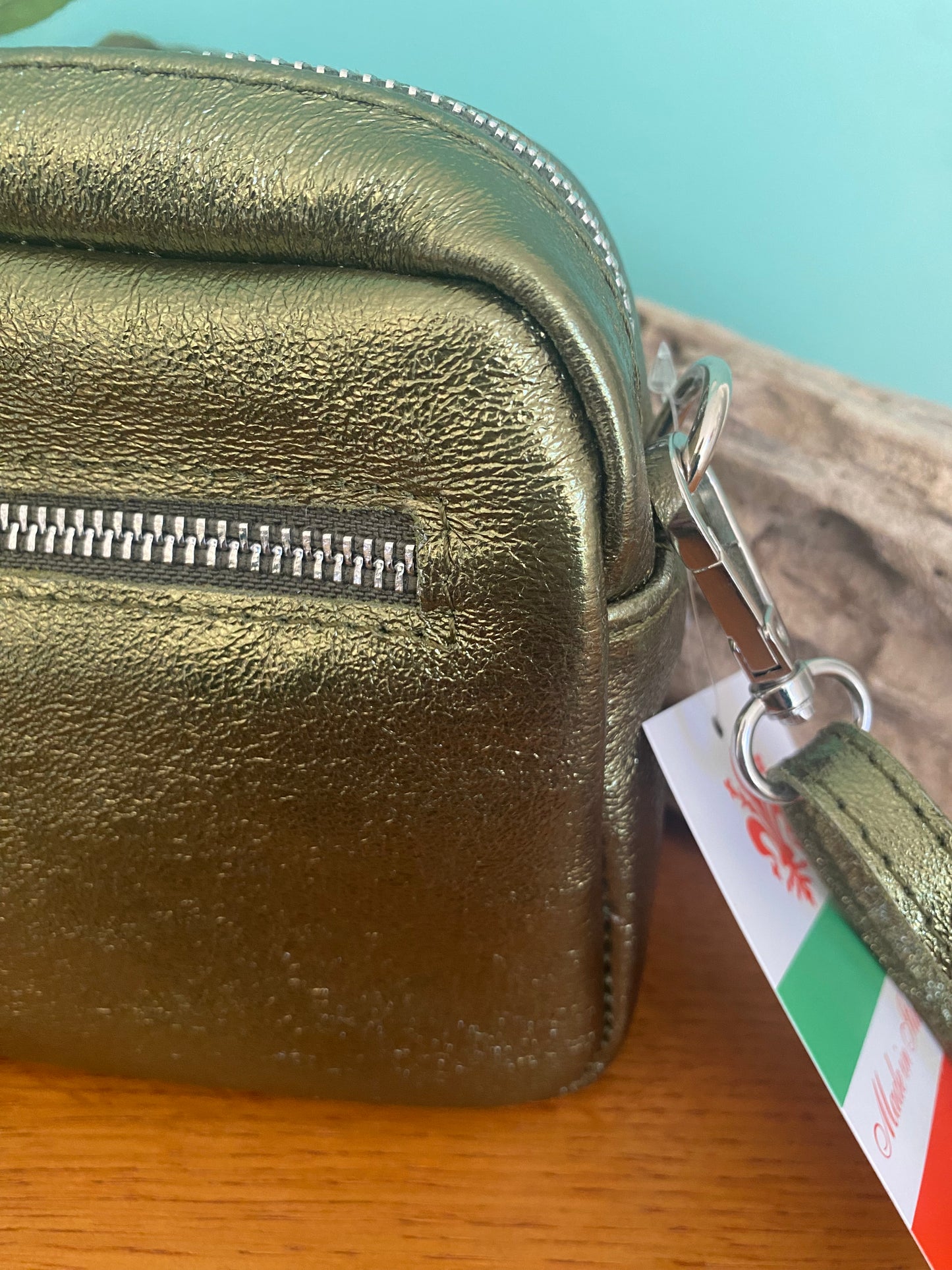 Sac à bandoulière en cuir irisé
