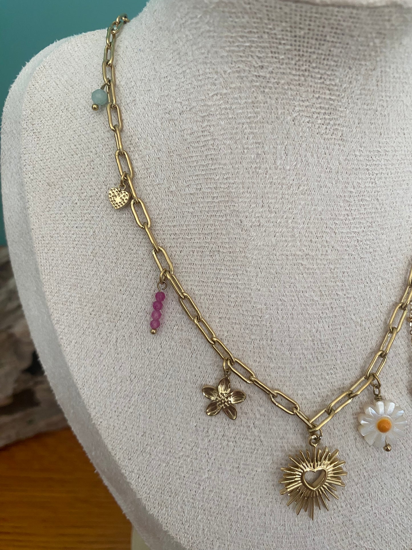 Collier Lou