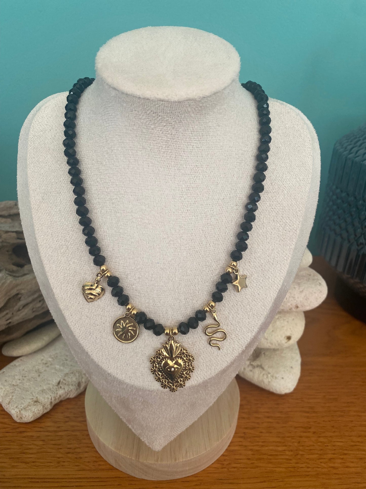 Collier  pampilles et perles brillantes