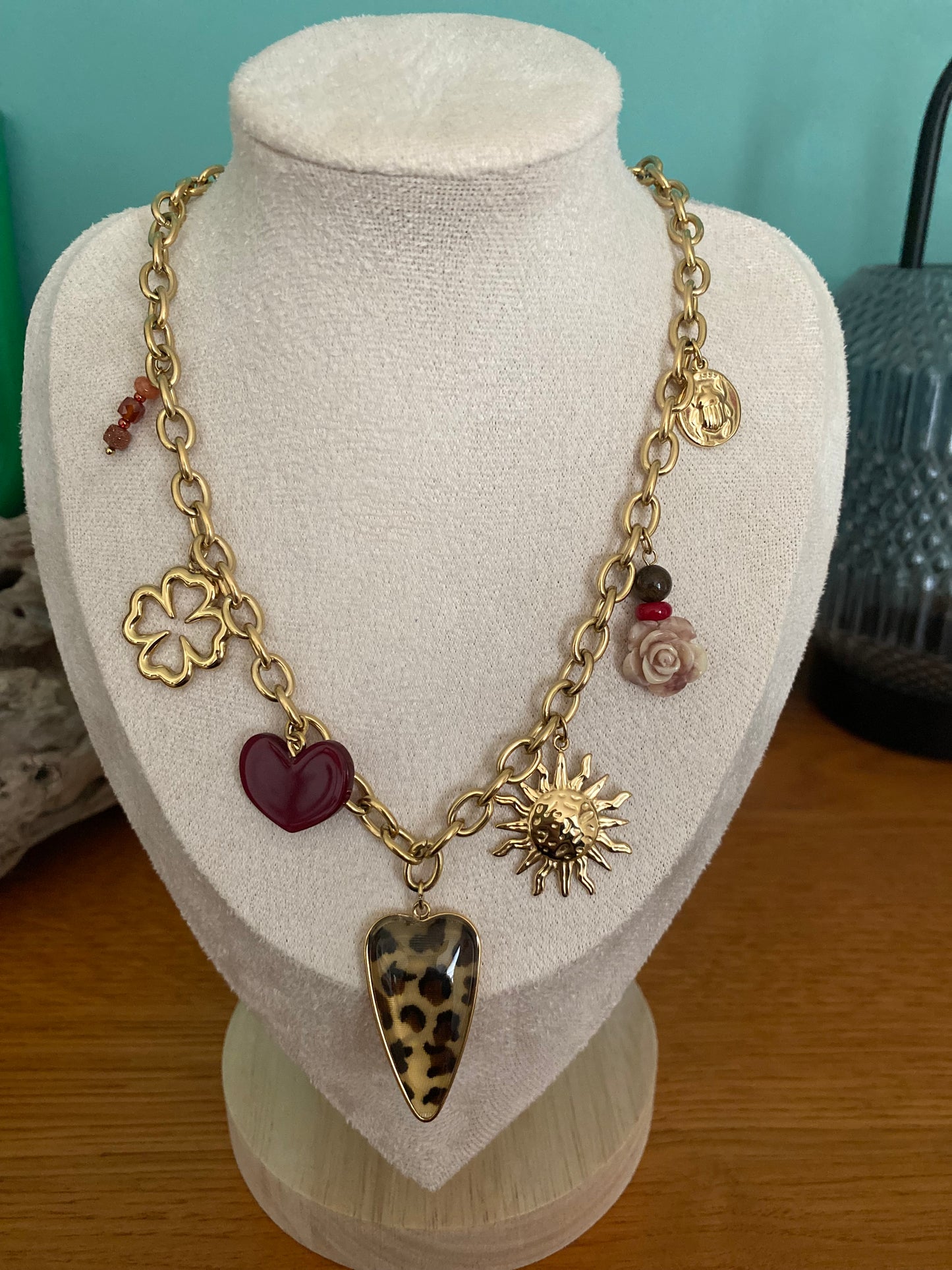 Collier cœur léopard