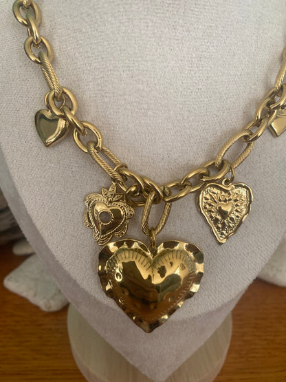 Collier Butinas