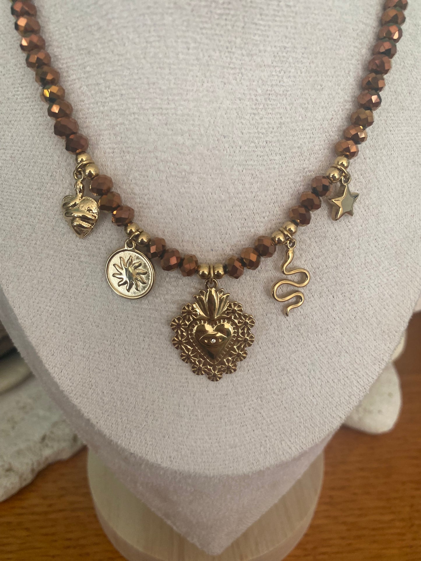 Collier  pampilles et perles brillantes